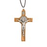 Croix de saint Benoit en bois d'olivier, hauteur 7,5 cm avec cordon 60 cm..
