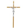 Crucifix bois clair avec Christ métal couleur argentée - H. 16 cm..