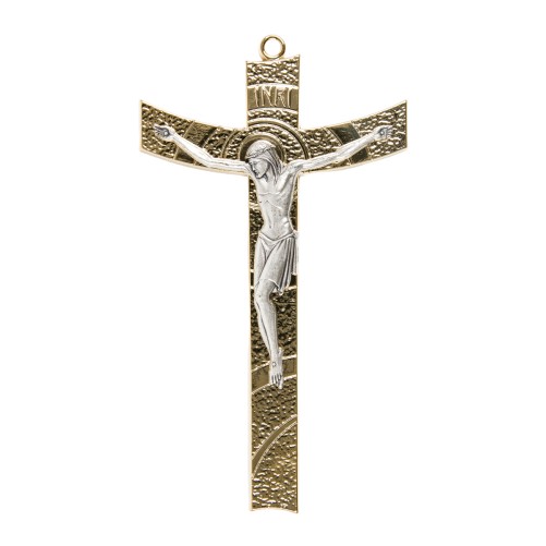 Crucifix metal couleur doree strie avec Christ moderne argente..