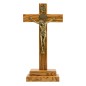 Croix de saint Benoit en bois d olivier et Christ couleur bronze avec coffret sur le socle, hauteur 28,5 cm..