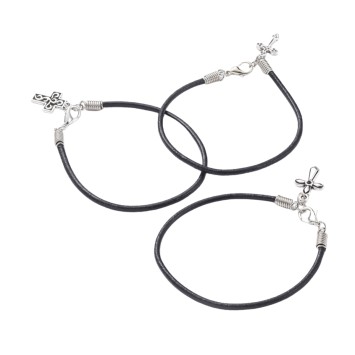 Bracelet cordon en cuir noir avec fermoir pince homard et croix. LOT DE 5, CROIX ASSORTIES.