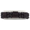 Bracelet sur elastique avec des grains carres et motif de croix, H 1.5 cm. Existe de differentes couleurs.