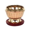 Brûle-encens en laiton ciselé avec grille et socle bois, H 7 cm, Ø 7 cm. Livré en boîte individuelle.