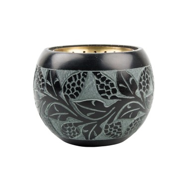 Brûle-encens arrondi en stéatite décoré avec grille, H 7,5 cm, Ø 8 cm. Livré en boîte individuelle.