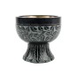 Brûle-encens calice en stéatite décoré avec grille, H 9 cm, Ø 9 cm. Livré en boîte individuelle.
