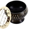 Brûle-encens en laiton noir strié avec grille, H 5 cm, Ø 6 cm. Livré en boîte individuelle.