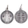 Medaille metal couleur argentee de saint Benoit, plusieurs tailles.