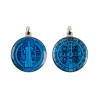 Medaille metal couleur argentee de saint Benoit avec resine bleue sur les 2 faces, plusieurs tailles.