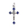 Croix de cou baroque en métal couleur argentée émaillé avec Christ H. 2,5 cm.