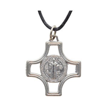 Pendentif sur cordon + fermoir, croix avec médaille saint Benoit 2,4 cm.