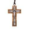 Croix de cou épaisse en bois d'olivier avec Christ métal incrusté H. 4 cm et cordon cuir 70 cm..