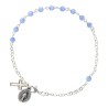 Bracelet sur chaine argentée grains rond en verre Ø 4 mm avec médaille de la Vierge Miraculeuse. Différentes couleurs