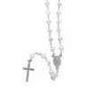 Chapelet en argent 925°/°° avec fermoir (7,30 g) grains facettes Ø 5 mm croix plate. Livre en boite. Plusieurs couleurs..