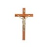 Crucifix bois marron vernis avec Christ métal bronze..