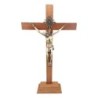 Crucifix bois marron vernis avec Christ métal bronzé sur socle