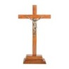 Crucifix bois marron vernis avec Christ métal bronzé sur socle