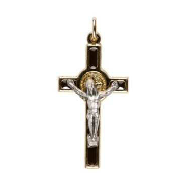 Croix de cou de Saint Benoît en métal doré, émaillée – Hauteur 4 cm Plusieurs couleurs.