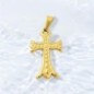 Croix de cou en acier inoxydable de couleur dorée en relief, H 1.90 cm.