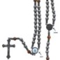 Chapelet sur élastique Grains en hématite et pater en œil de tigre Ø 6 mm. Longueur jusqu'au cœur 21 cm. Livré en boite..
