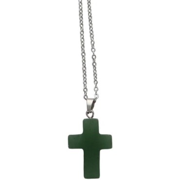 Collier avec croix en pierre naturelle H 2.4 cm sur chaine maille forcat en acier inoxydable L. 45 cm ajustable