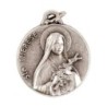 Medaille moulee ou frappee en metal couleur argentee Ø 1.8 cm. Plusieurs saints.