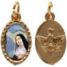 Médaille métal de couleur dorée ovale avec rebord effet dentelle H.1.5 cm avec résine. Disponible avec différents Saints.