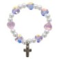 Bracelet sur élastique pour enfant avec grains en verre en forme de cœur et perles nacrées Ø 9 mm. LOT DE 5 ASSORTIS.