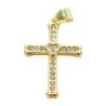 Croix de cou dorée supérieur centre cœur et pierres OZ H. 2,3 cm..