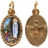 Médaille métal de couleur dorée ovale avec rebord effet dentelle H.1.5 cm avec résine. Disponible avec différents Saints.