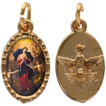 Médaille métal de couleur dorée ovale avec rebord effet dentelle H.1.5 cm avec résine. Disponible avec différents Saints.