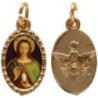 Médaille métal de couleur dorée ovale avec rebord effet dentelle H.1.5 cm avec résine. Disponible avec différents Saints.