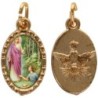 Médaille métal de couleur dorée ovale avec rebord effet dentelle H.1.5 cm avec résine. Disponible avec différents Saints.
