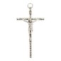 Crucifix forme carrée a facette métal couleur argentée avec Christ - H. 11 cm..