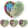 Magnet en résine en forme de coeur H. 6 x 6.5 cm, avec prière pour la maison et résine de diiférents Saints.