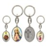 Porte-clés en aluminium de couleur argenté hauteur 3,8 cm, avec résine. Disponible avec plusieurs saints au choix.