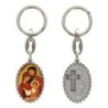 Porte-clés en aluminium de couleur argenté hauteur 3,8 cm, avec résine. Disponible avec plusieurs saints au choix.