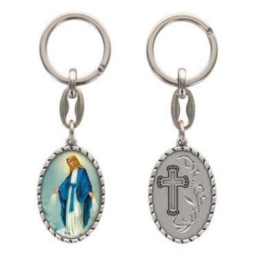 Porte-clés en aluminium de couleur argenté hauteur 3,8 cm, avec résine. Disponible avec plusieurs saints au choix.