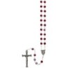 Chapelet sur chaine avec grains a facettes en semi-cristal Ø 7 mm et croix avec Christ. Existe de differentes couleurs.