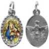 Médaille métal de couleur argentée ovale avec rebord effet dentelle H.1,5 cm avec résine. Disponible avec différents Saints.