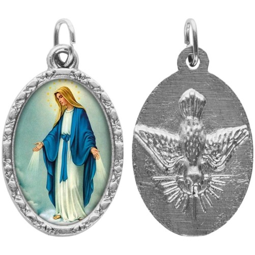 Médaille métal de couleur argentée ovale avec rebord effet dentelle H.2,5 cm avec résine. Disponible avec différents Saints.