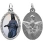 Médaille métal de couleur argentée ovale avec rebord effet dentelle H.2,5 cm avec résine. Disponible avec différents Saints.