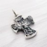 Croix en métal de Saint Michel. Hauteur 2.5 cm..