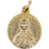 Médaille moulée en métal couleur dorée Ø 1.8 cm. Plusieurs saints.