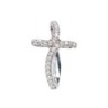 Croix de cou en filigrane argent 925 (1,05 g), sertie de pierres OZ – H. 1,8 cm. Livrée en boîte..
