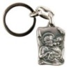Porte-clés de saint Christophe H. 3,3 cm forme parchemin en métal couleur argentée..