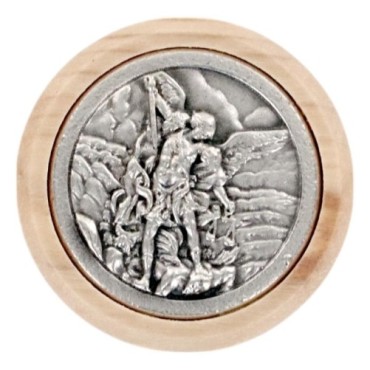 Plaque auto avec contour en bois, diametre 2,2 cm, et centre en metal. Disponible avec plusieurs saints au choix.