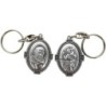 Porte-clés H. 4.5 cm en métal couleur argentée forme ovale double face, plusieurs saints..