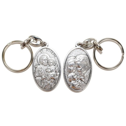 Porte-clés H. 4.5 cm en métal couleur argentée.