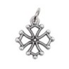 Croix de cou occitane en métal couleur argentée H. 1,5 cm..