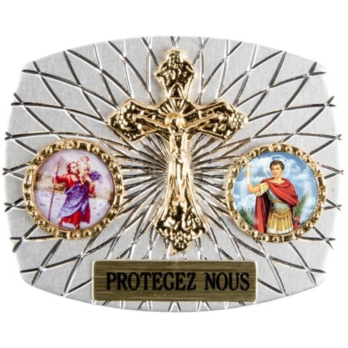 Plaque auto rectangle H. 3,5 x 4 cm arrondie en alu striée avec croix plus 2 résines, plusieurs saints.